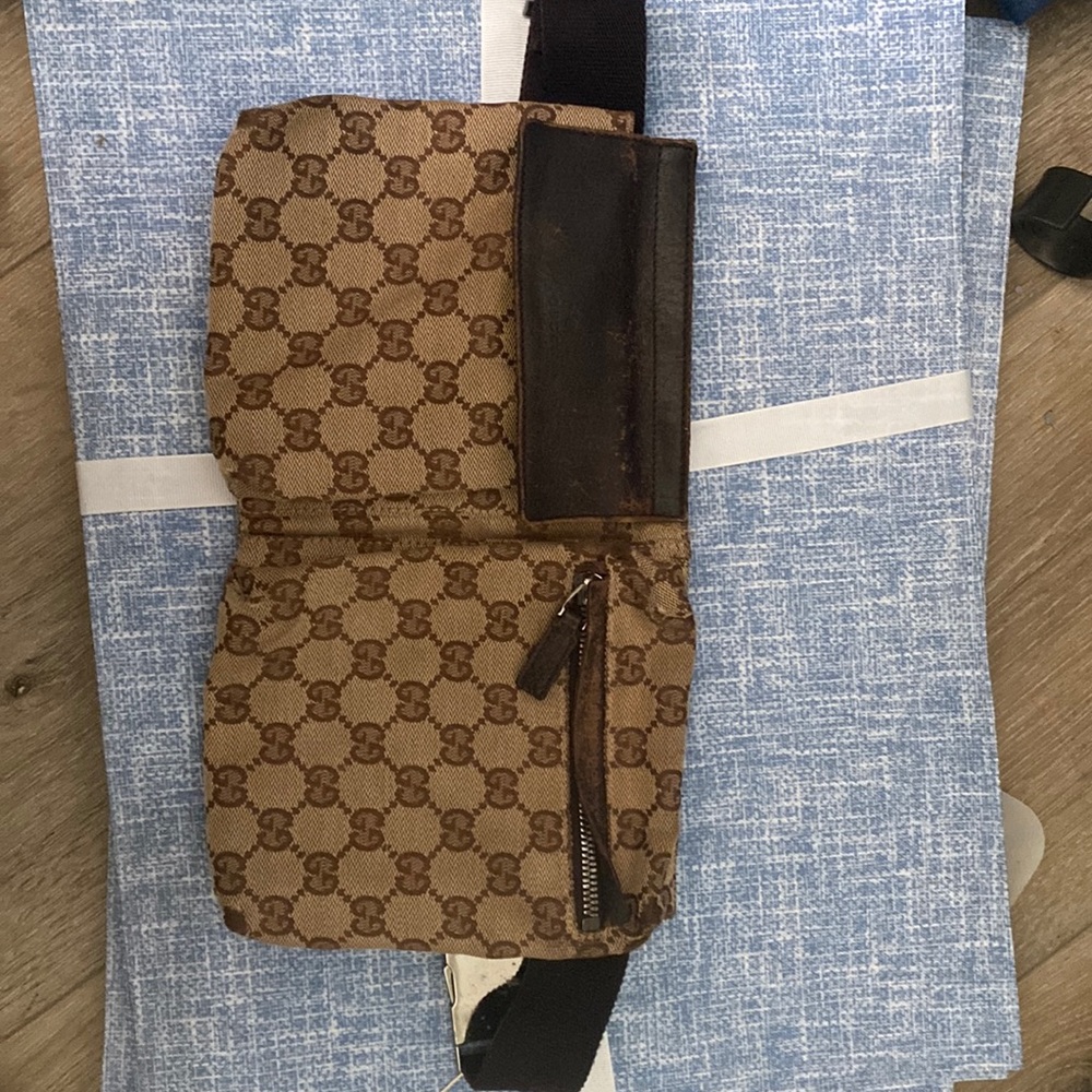 Gucci authentic belt purse